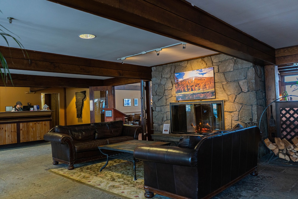 The Black Bear Lodge 30/40