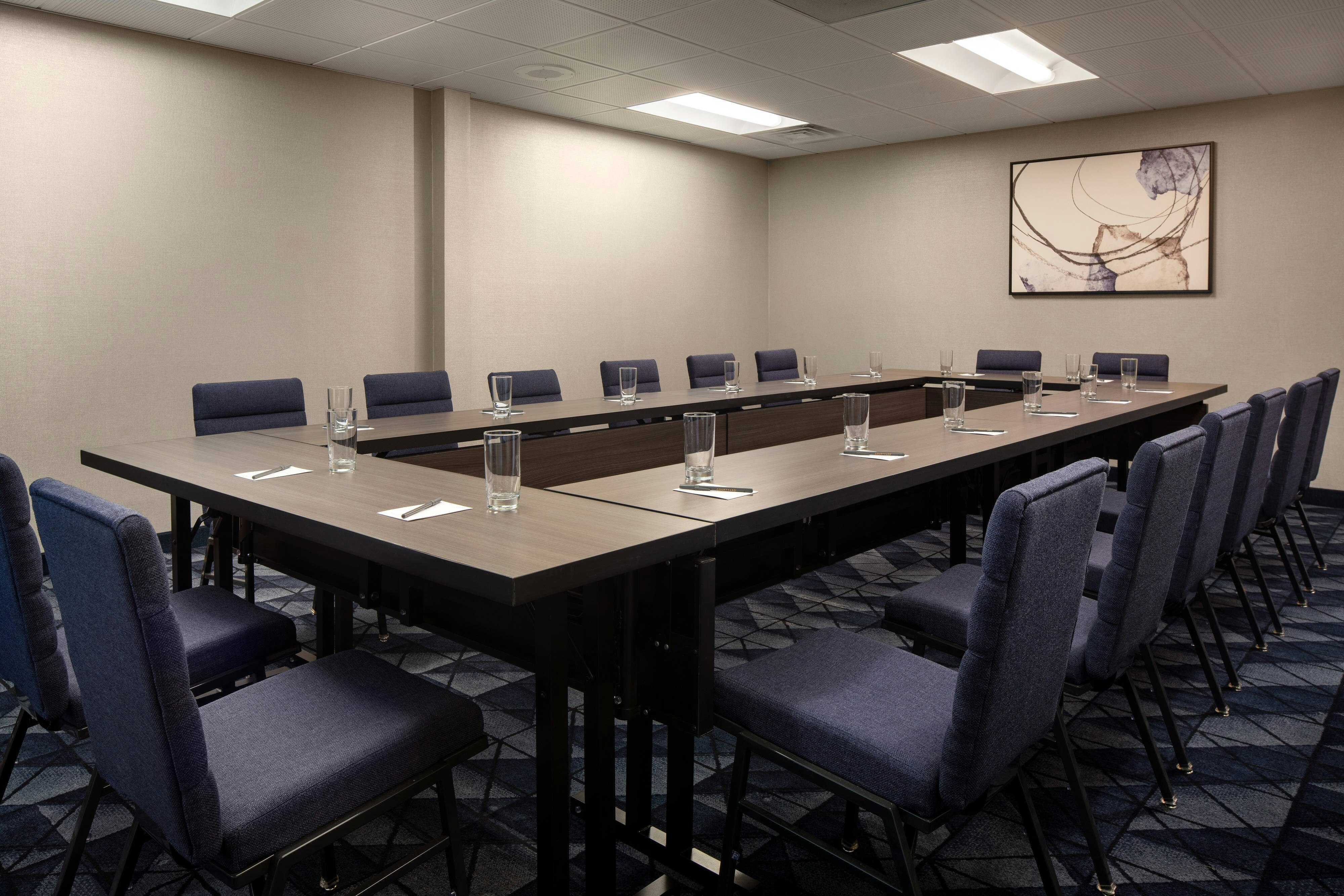 Courtyard By Marriott Fresno 8/8