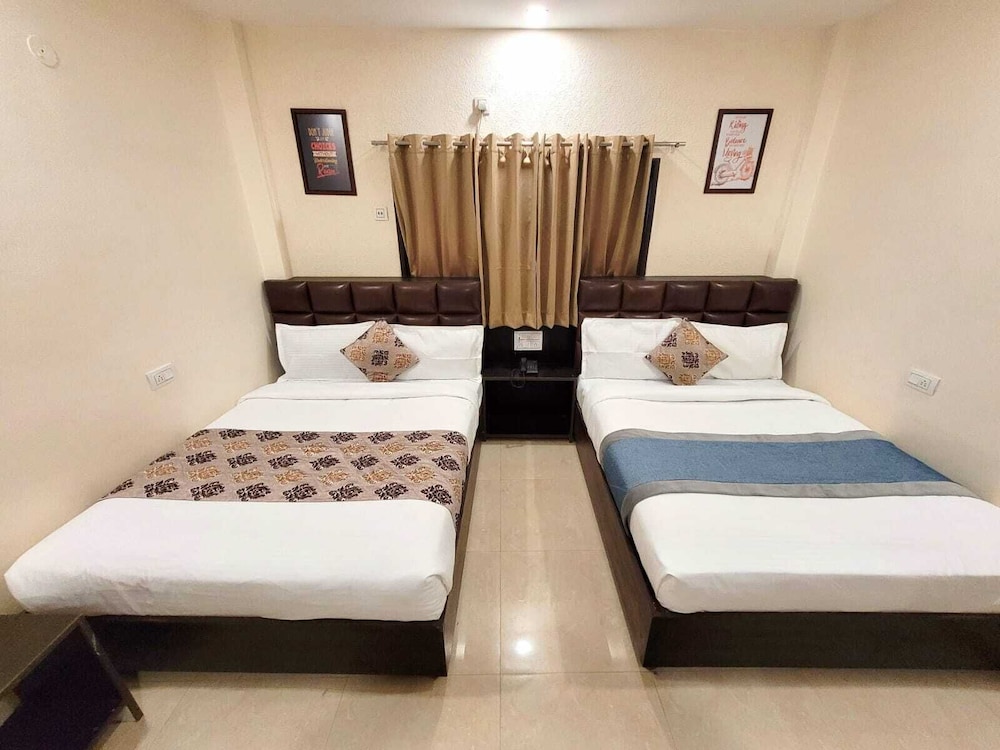 HOTEL KRISHNAS 44/59