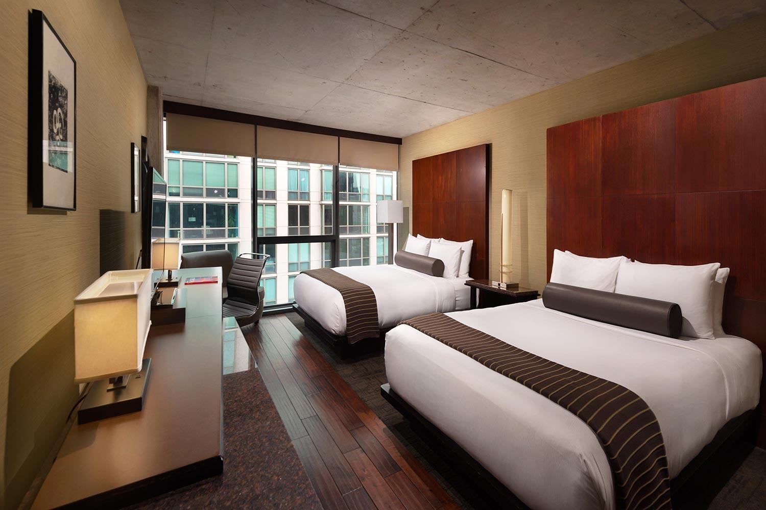 Deluxe, 2 Double Beds, King Bed