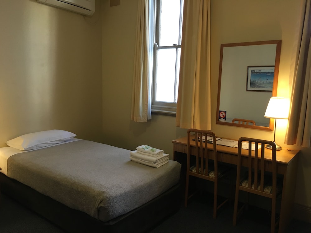 Criterion Hotel 18/57