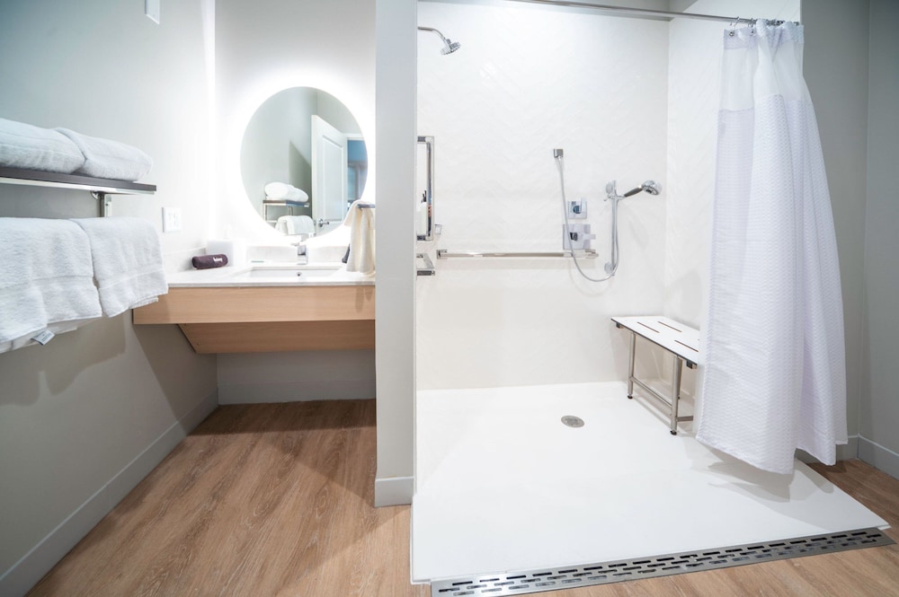 Towneplace Suites By Marriott Louisville Downtown 37/39