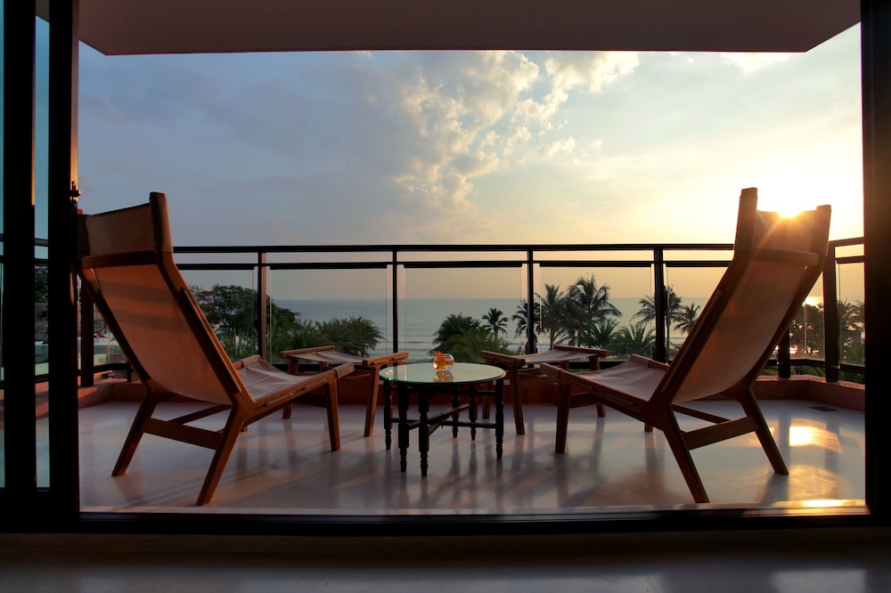 Marrakesh Hua Hin Resort And Spa 26/50