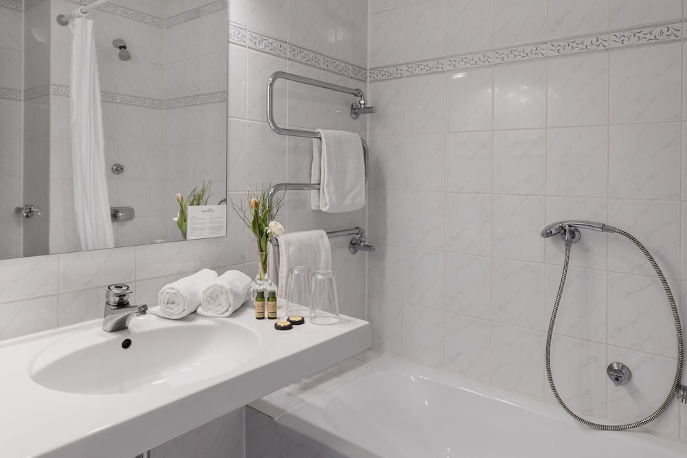 Ff&E Hotel Stadt Gutersloh 29/30