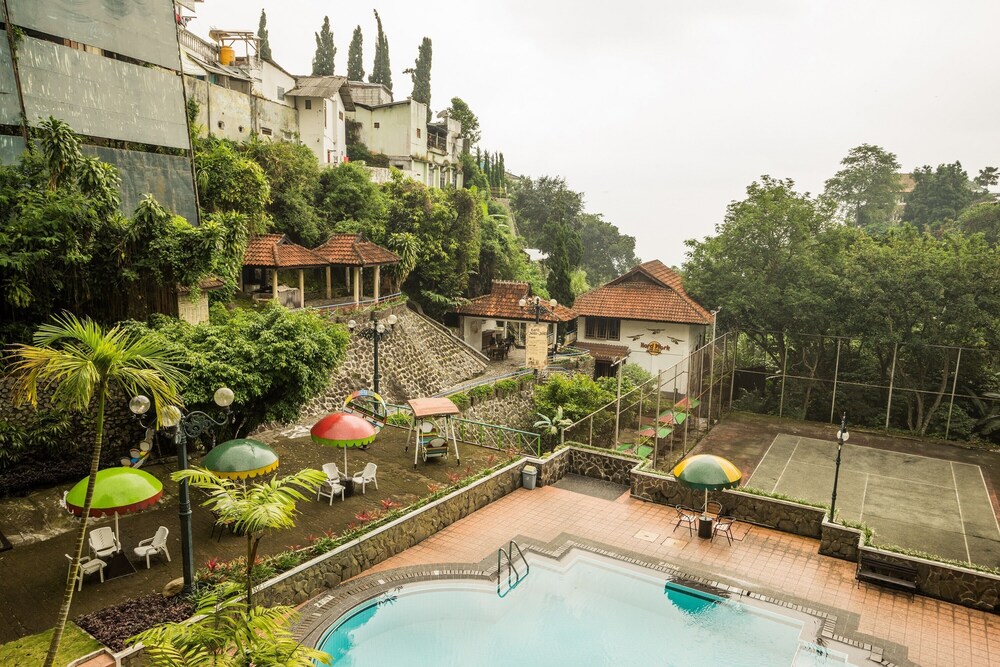 Royal Tretes View Hotel Convention 5/58