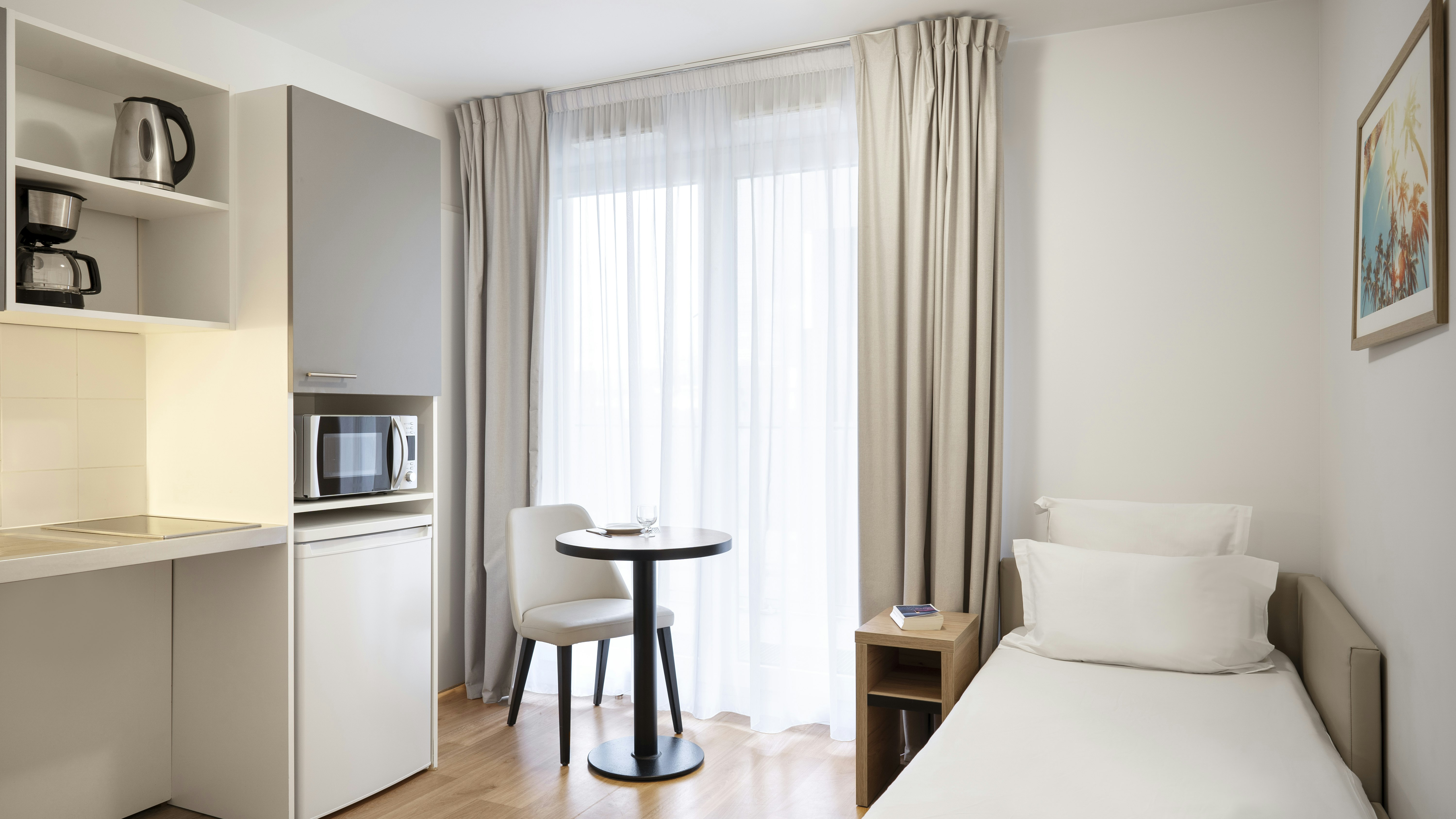 Sejours and Affaires Paris Bagnolet 5/16