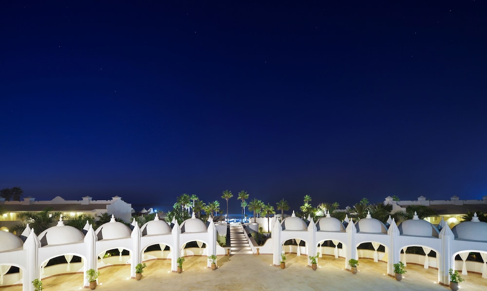 L'Amphitrite Palace Resort & Spa 51/59
