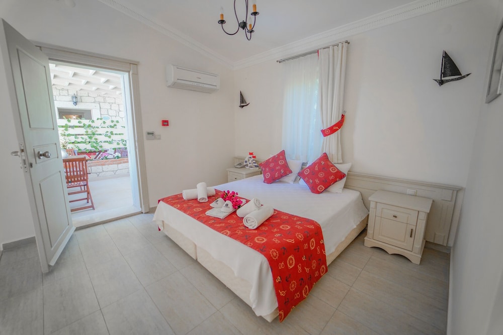 Alacati Marina Palace 14/50