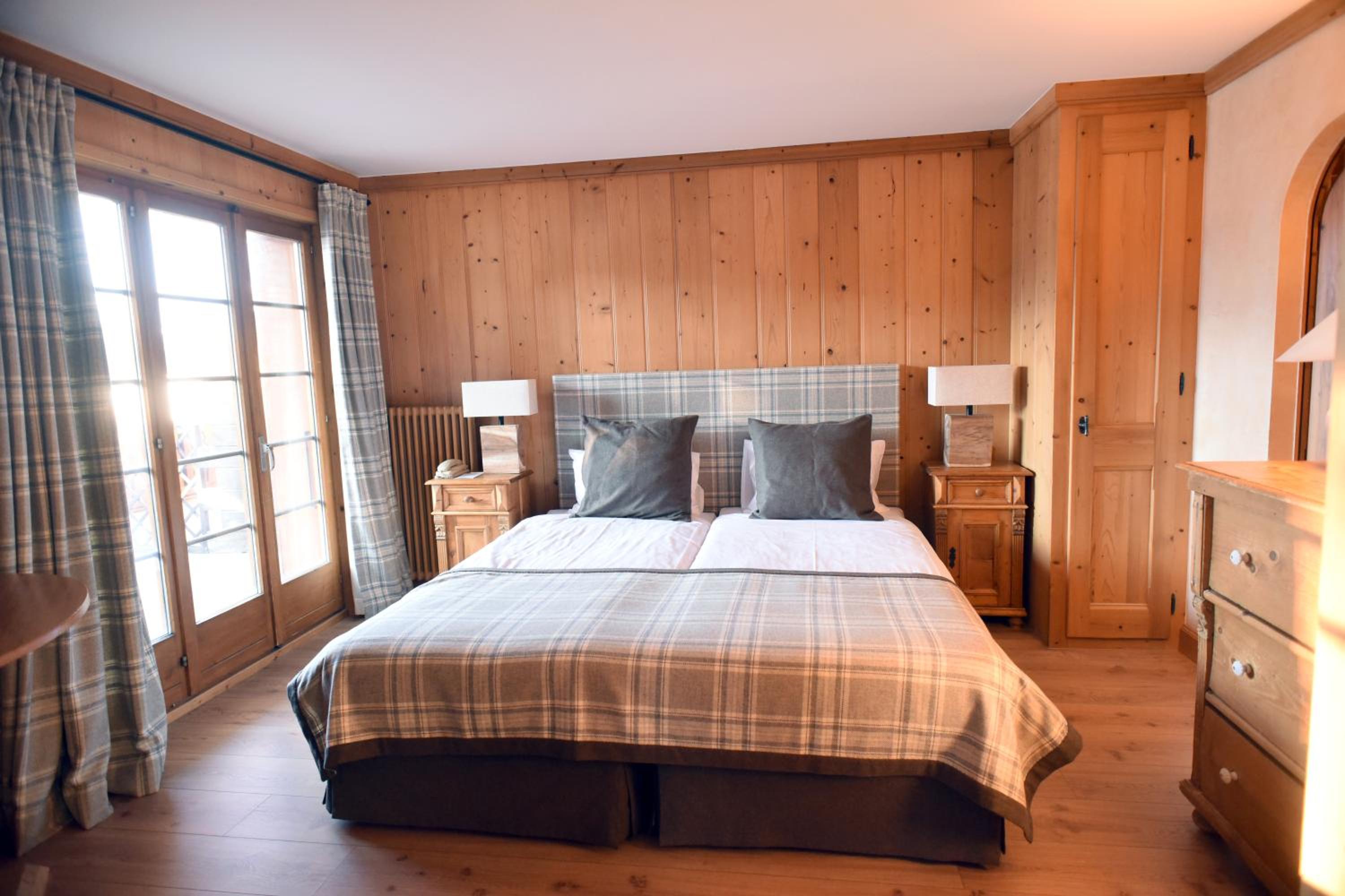 جناح، LE CHALET D'ADRIEN 2/2