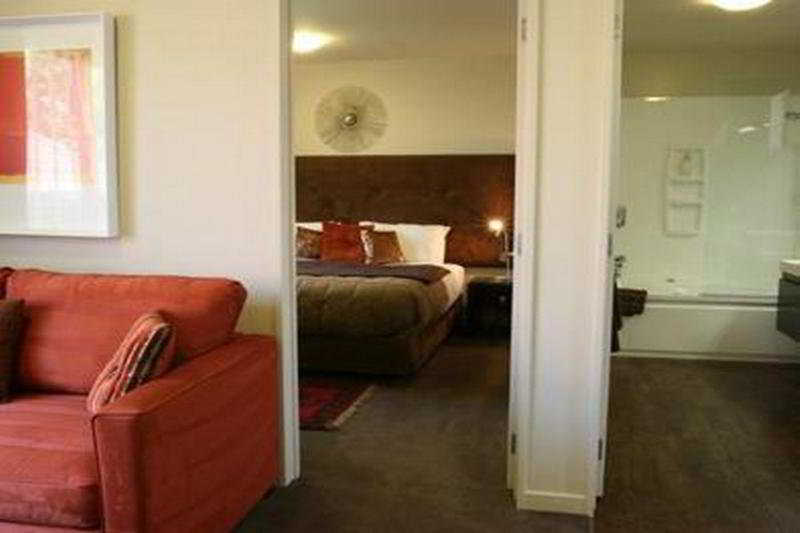 Terra Vive Luxury Suites Apartments 29/49