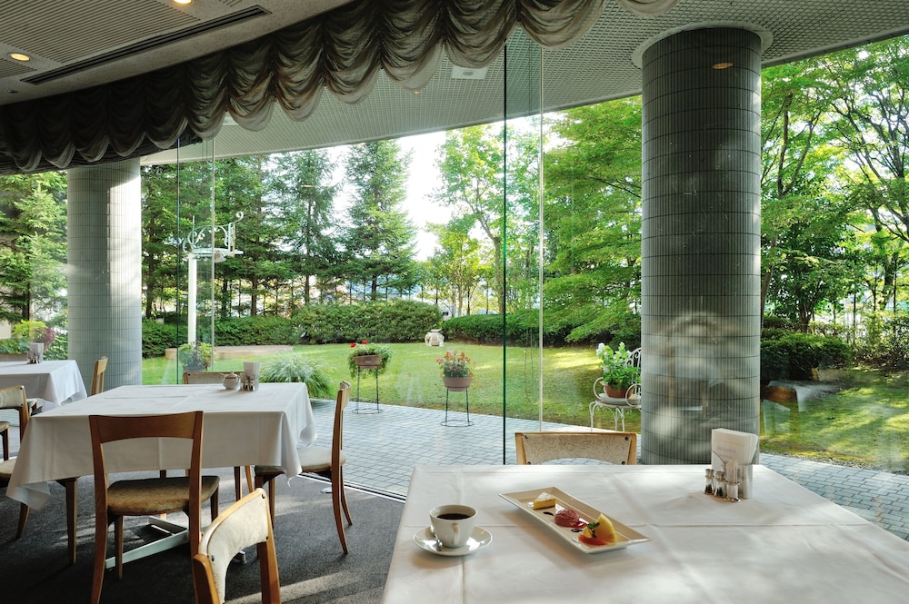 BELLINO HOTEL ICHINOSEKI 40/54