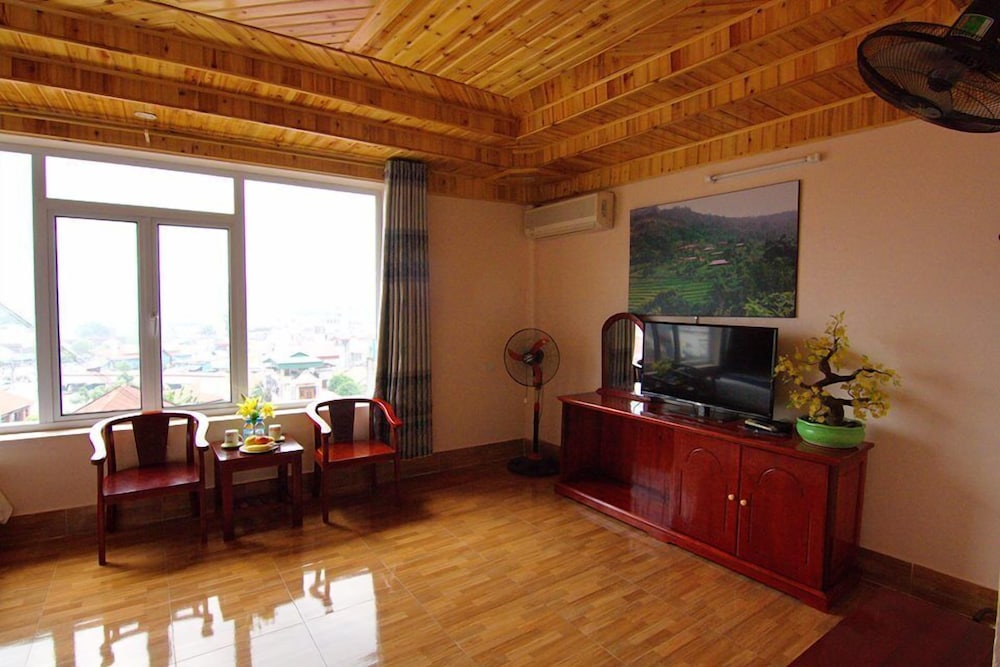 Ngan Nga Bac Ha Hotel 12/22