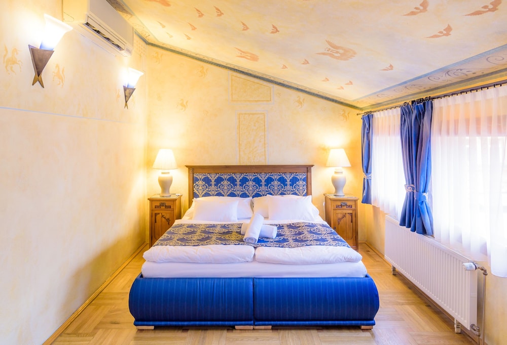 ELITE HOTEL 5/50