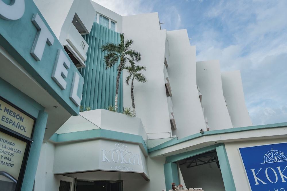 Hotel Plaza Kokai Cancun 6/65