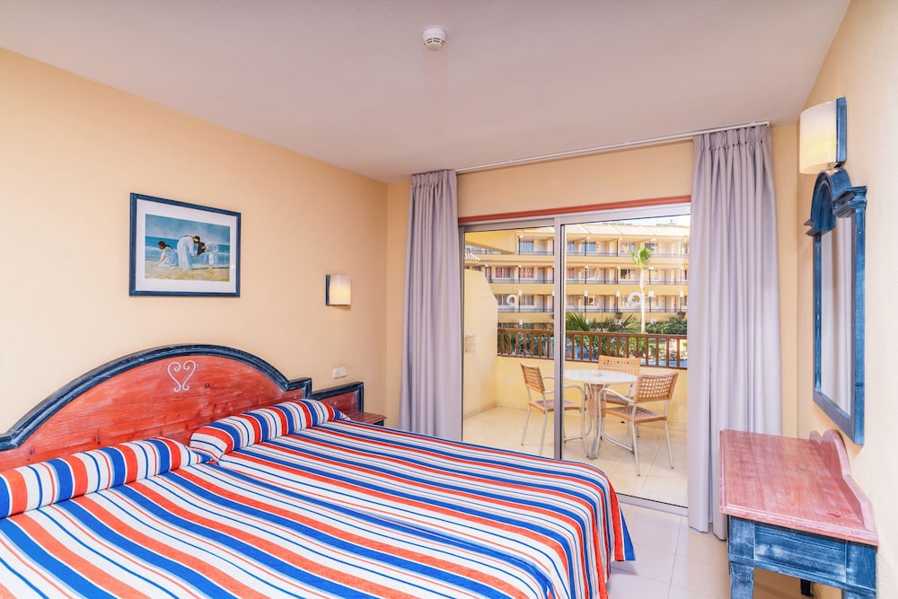 Hovima Jardin Caleta 12/50