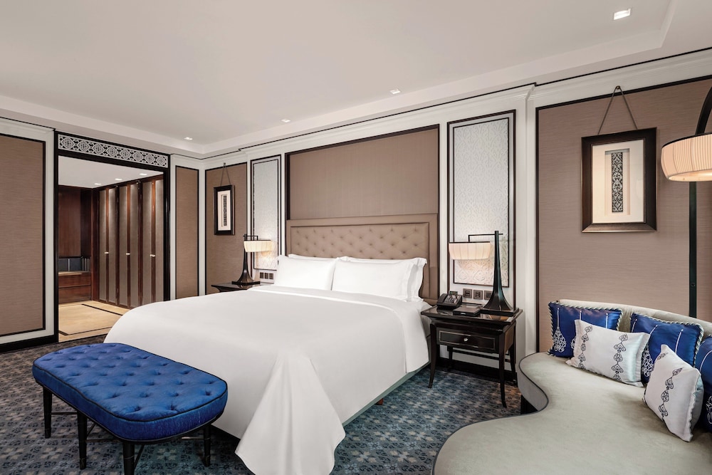 جناح ملكي بغرفة نوم واحدة، THE ATHENEE HOTEL, A LUXURY COLLECTION HOTEL BANGKOK 2/6