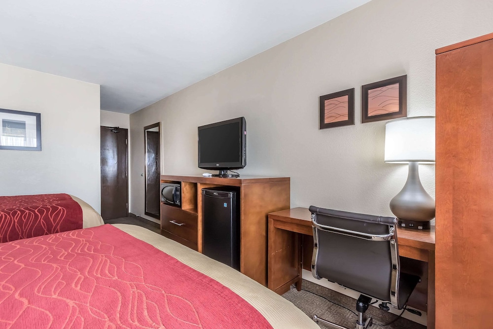 Comfort Inn Nashville West 9/33