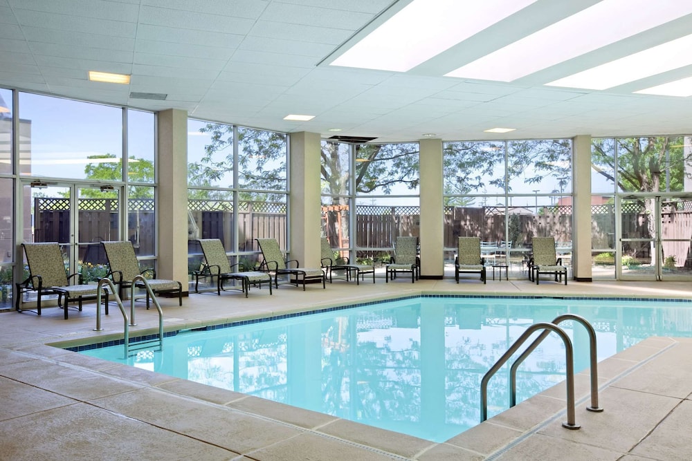 swimming pool spa