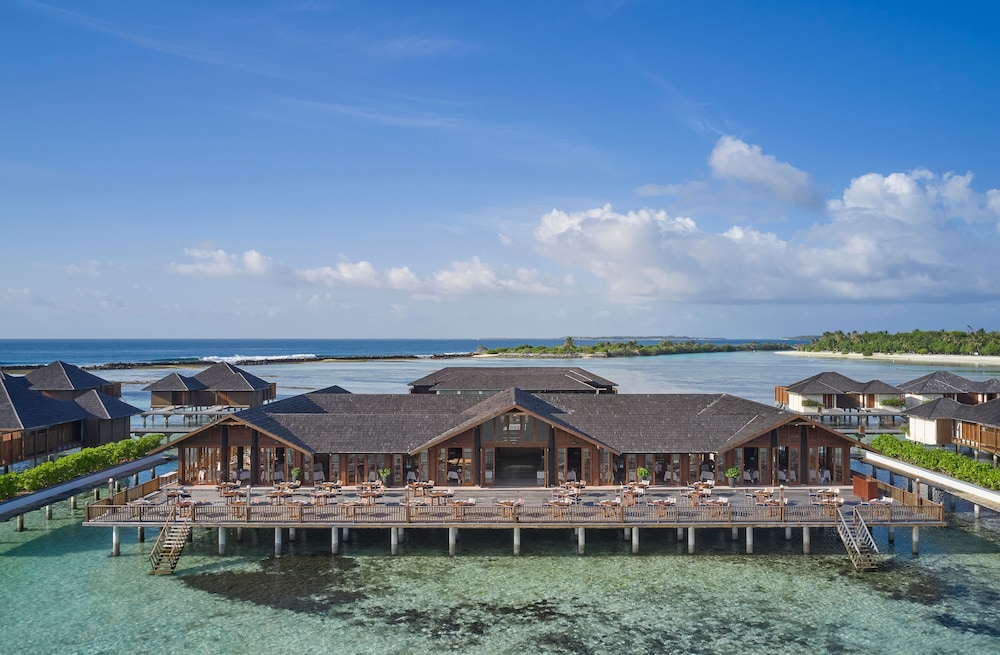 Villa Nautica Paradise Island 108/114