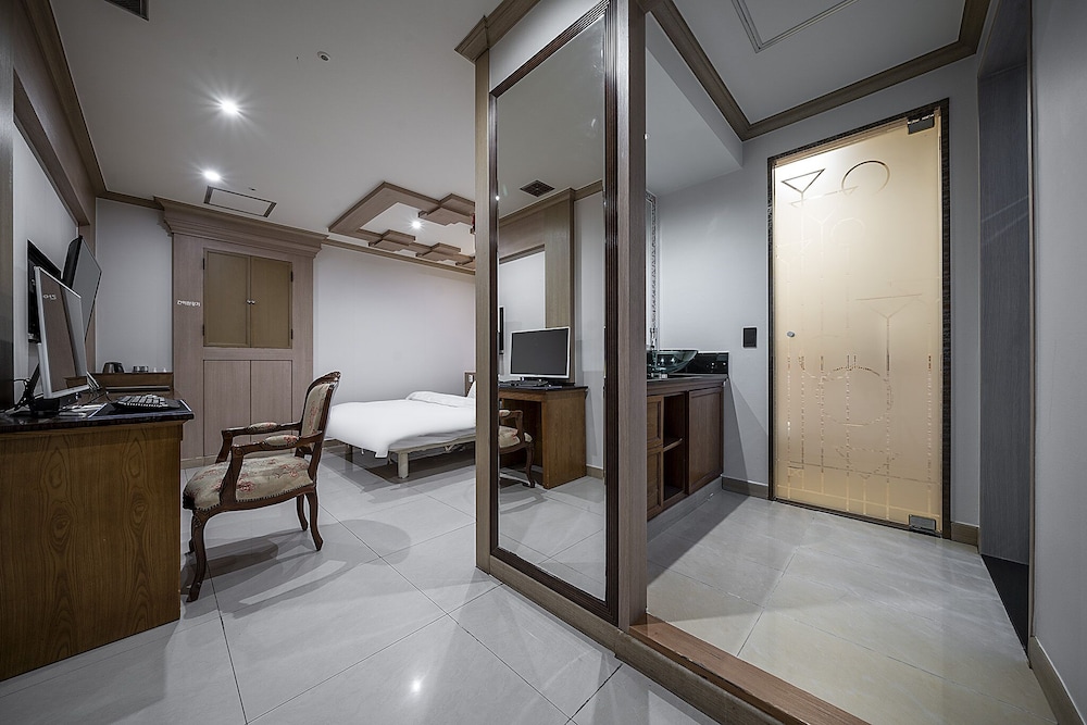 Hotel Cullinan Yongin 30/62