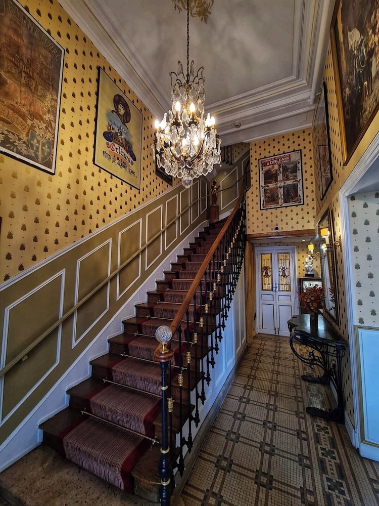 Hotel De Labeille 13/78
