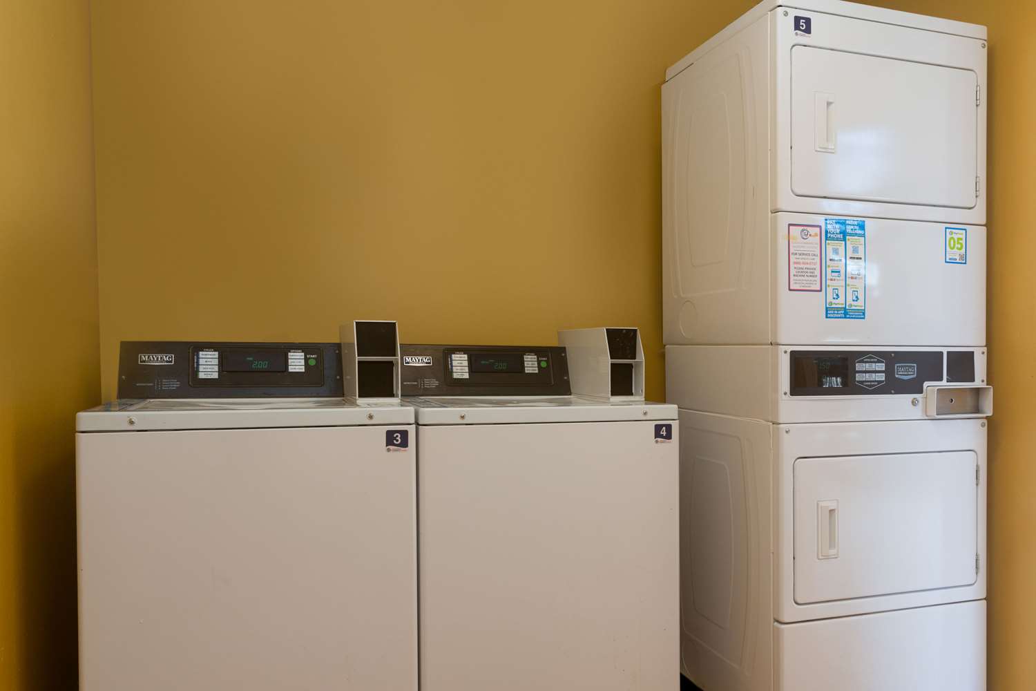 QUALITY INN AT ARLINGTON HIGHLANDS 44/44
