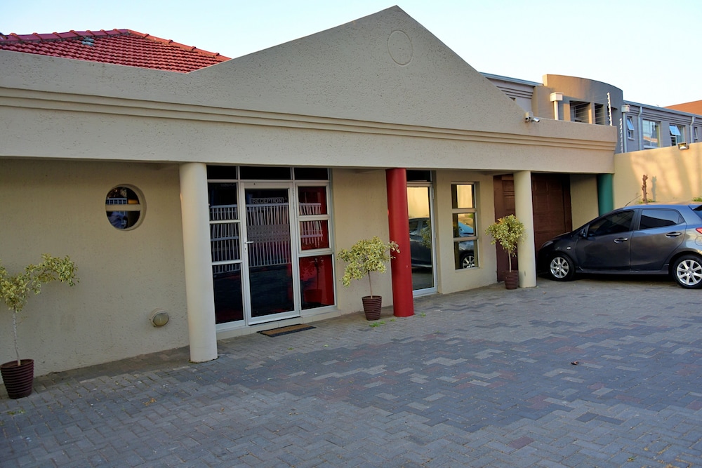 Houghton Guest House 12/16