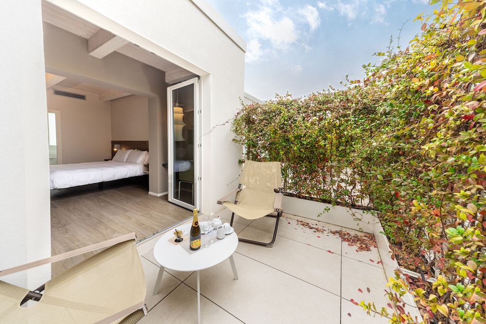 Open Hotel 37/38