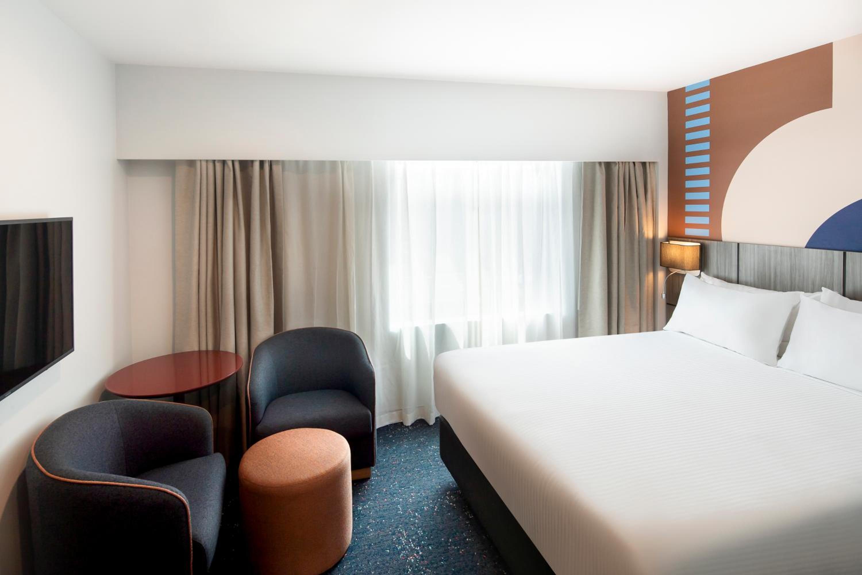 غرفة ديلوكس بسرير كينج وسرير كوين، ibis Styles Sydney Central 4/10