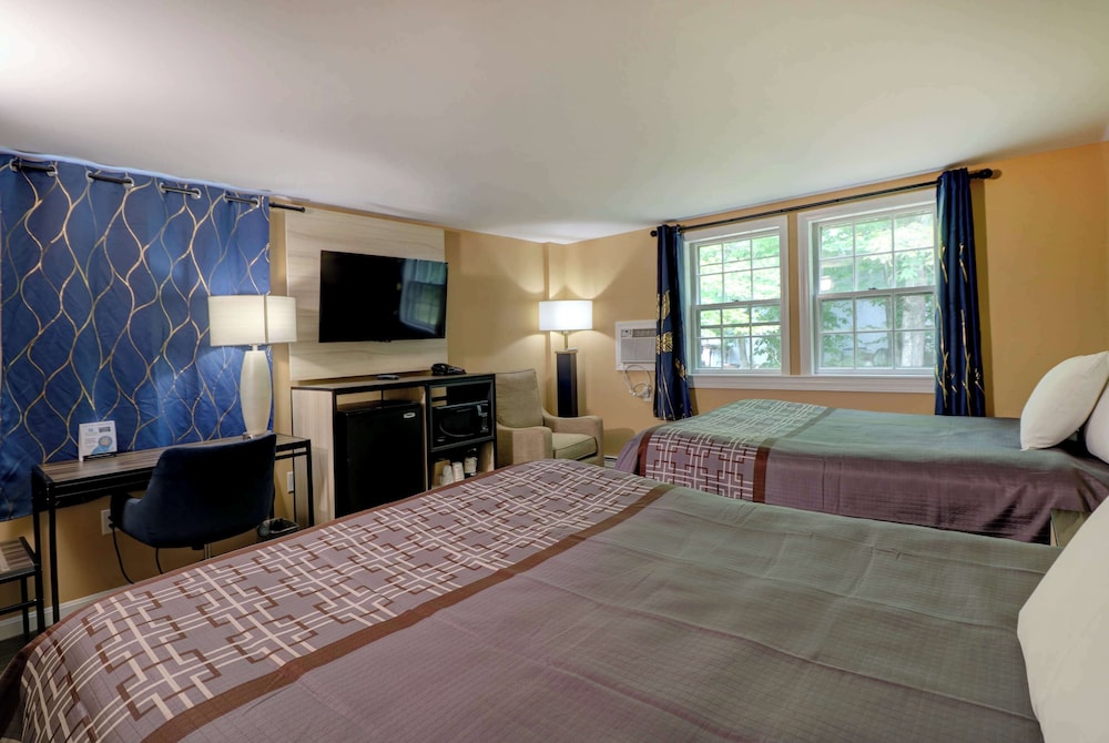 Yankee Clipper Inn, SureStay Collection by Best Western 26/50