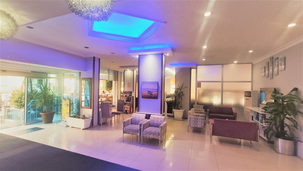 Kleopatra Arsi Hotel 43/78