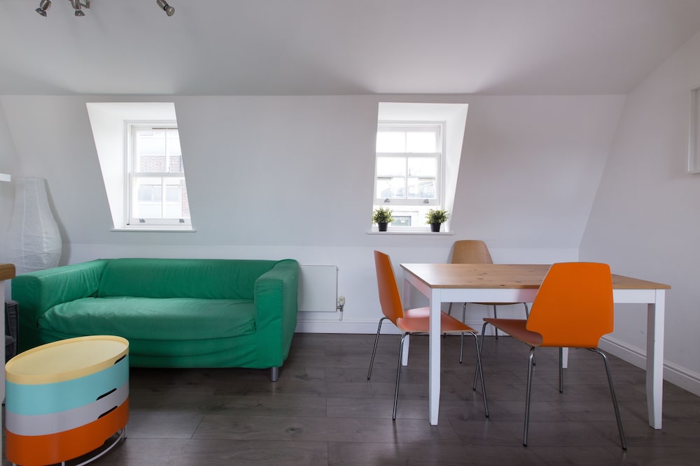 Charlotte Street Apartments by Allo Housing 15/27