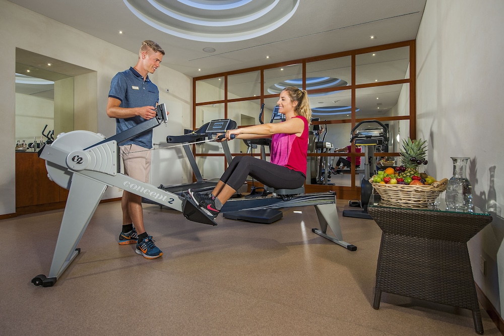 Cresta Palace 46/79