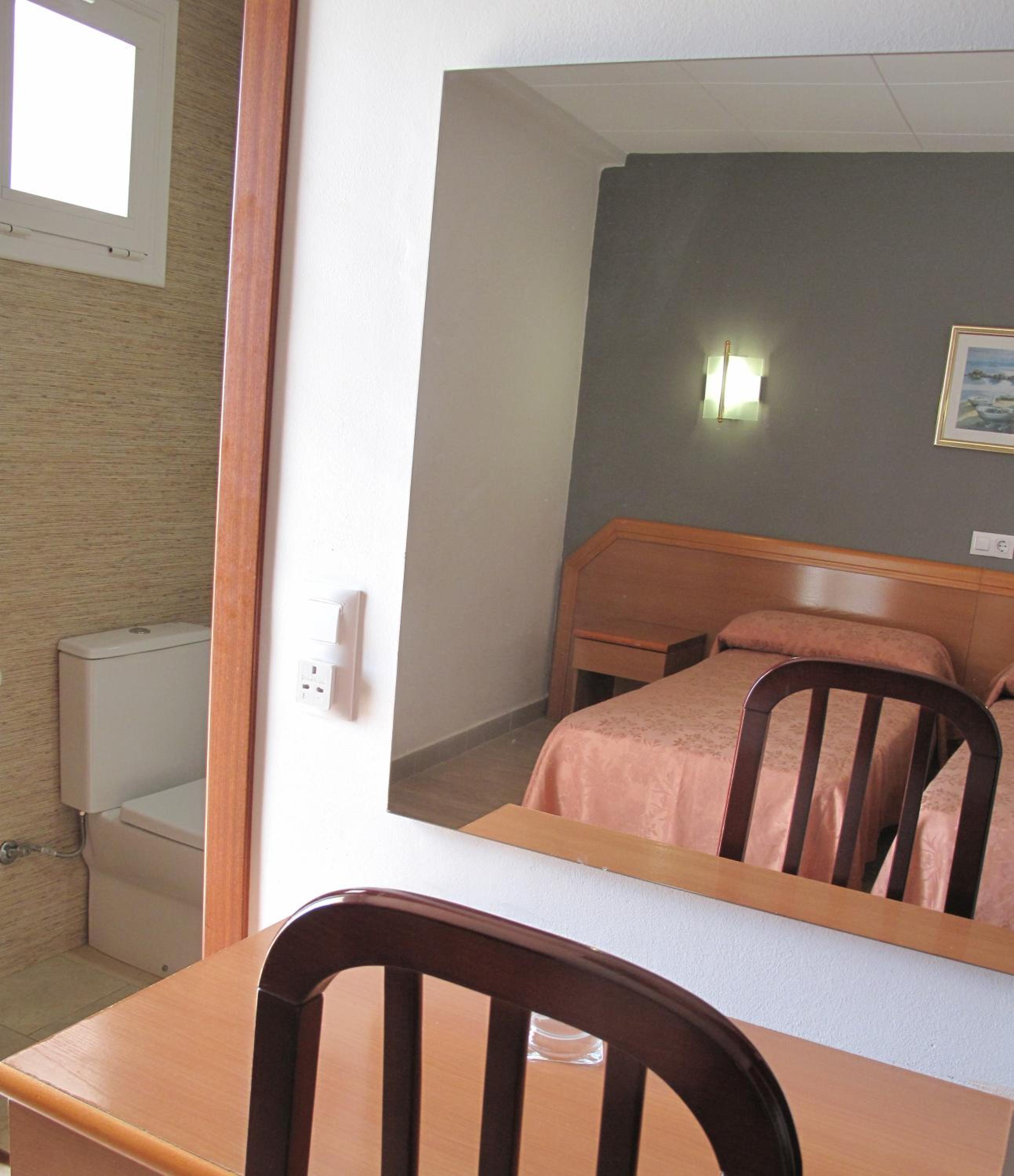 غرفة مفردة، Reymar Hotel 3/5