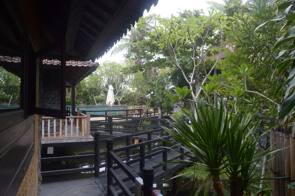 Kangkung Cottages 23/29