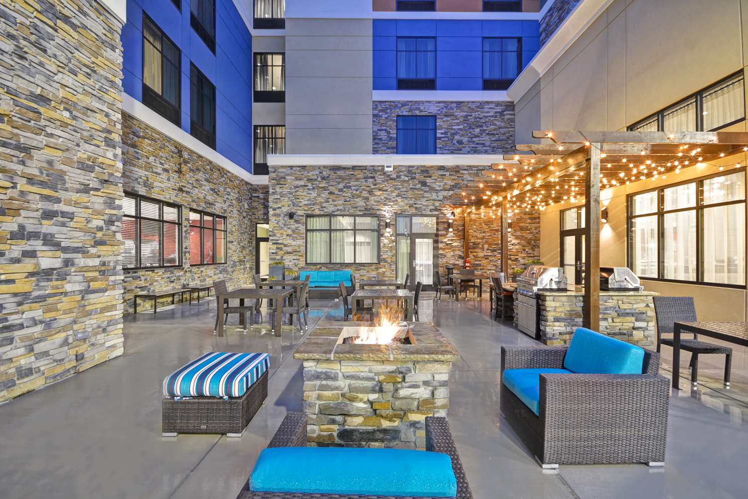 HOMEWOOD SUITES BY HILTON ROCKY MOUNT 11/17