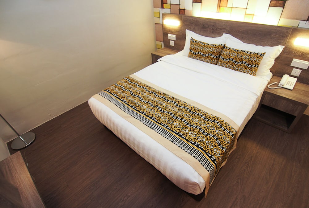 Ajang Hotel 25/48