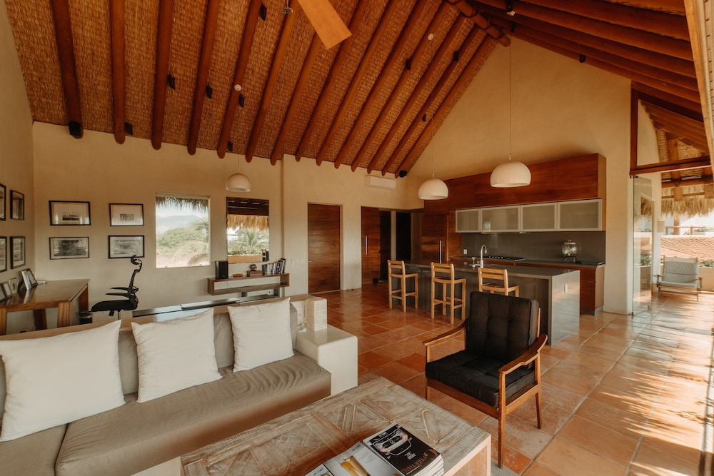 Las Palmas Luxury Villas 26/50