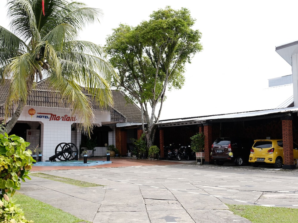 Hotel Martani 44/50