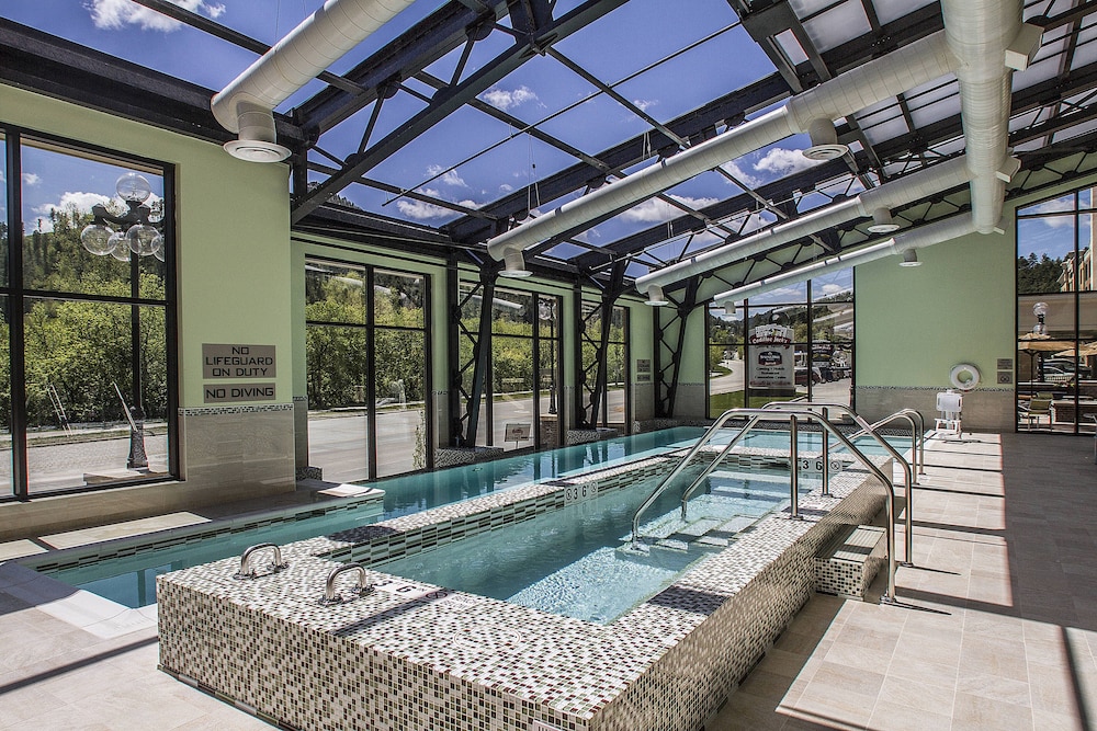 Springhill Suites Deadwood 16/34