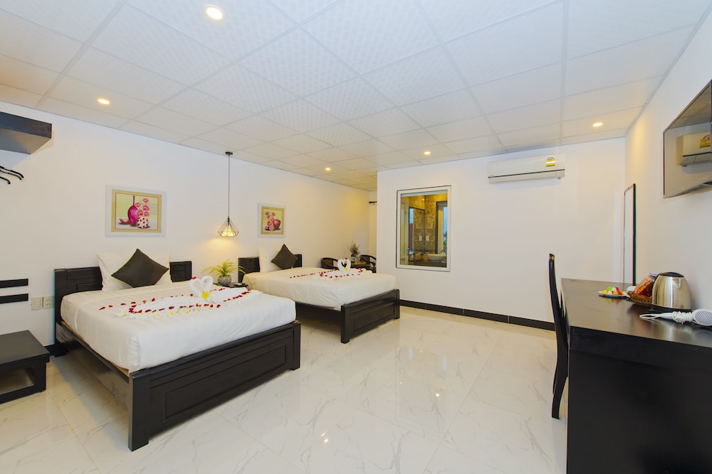 Hoi An Sunny Pool Villa 23/52