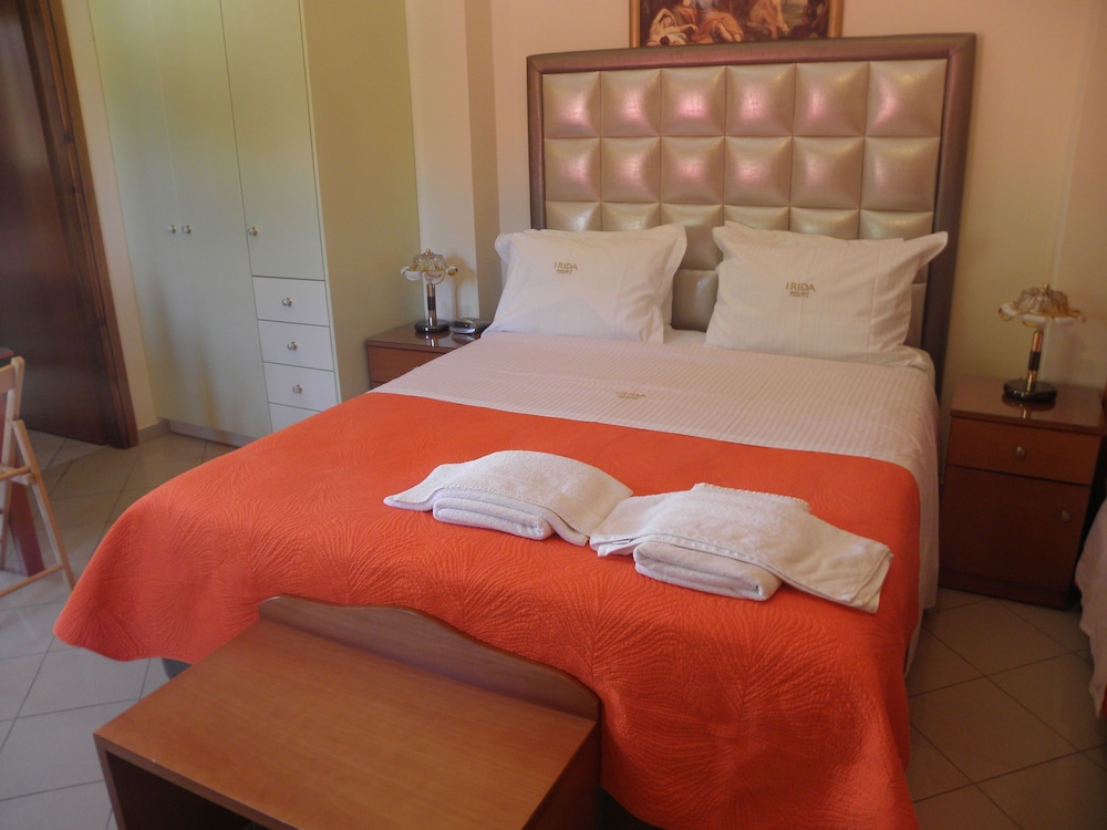 Irida Resort Suites 14/78