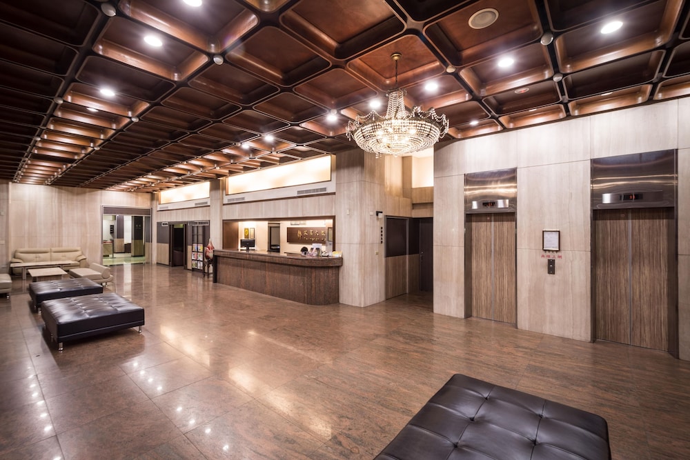 Twinstar Hotel 11/52