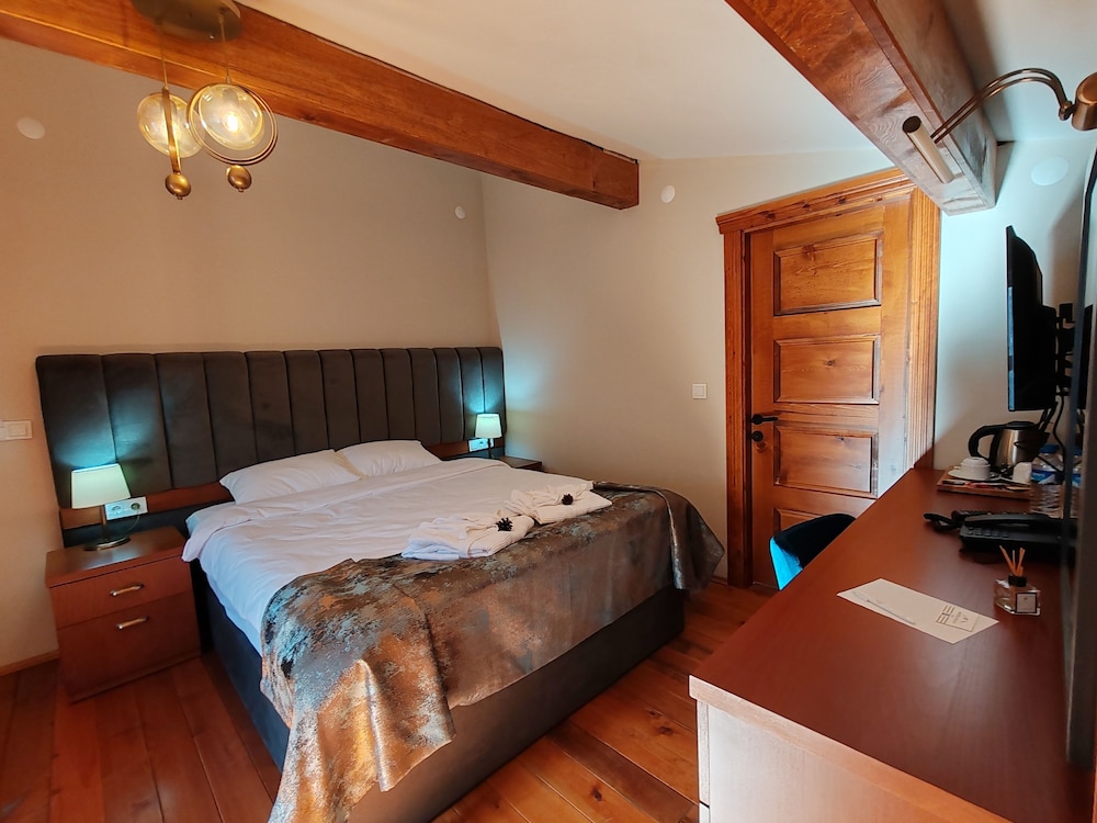 Ahiska Palas Otel 18/46