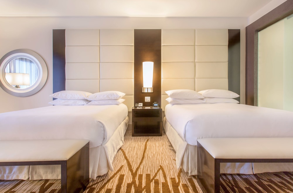 Hilton Panama 30/90