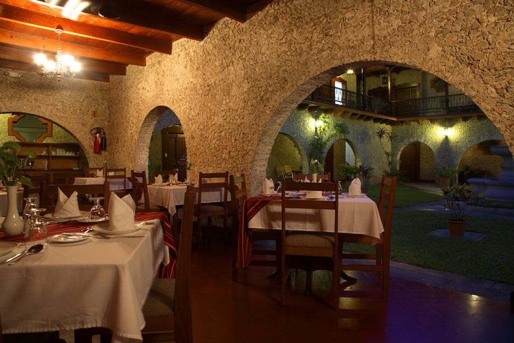 Hotel Del Patio 40/62