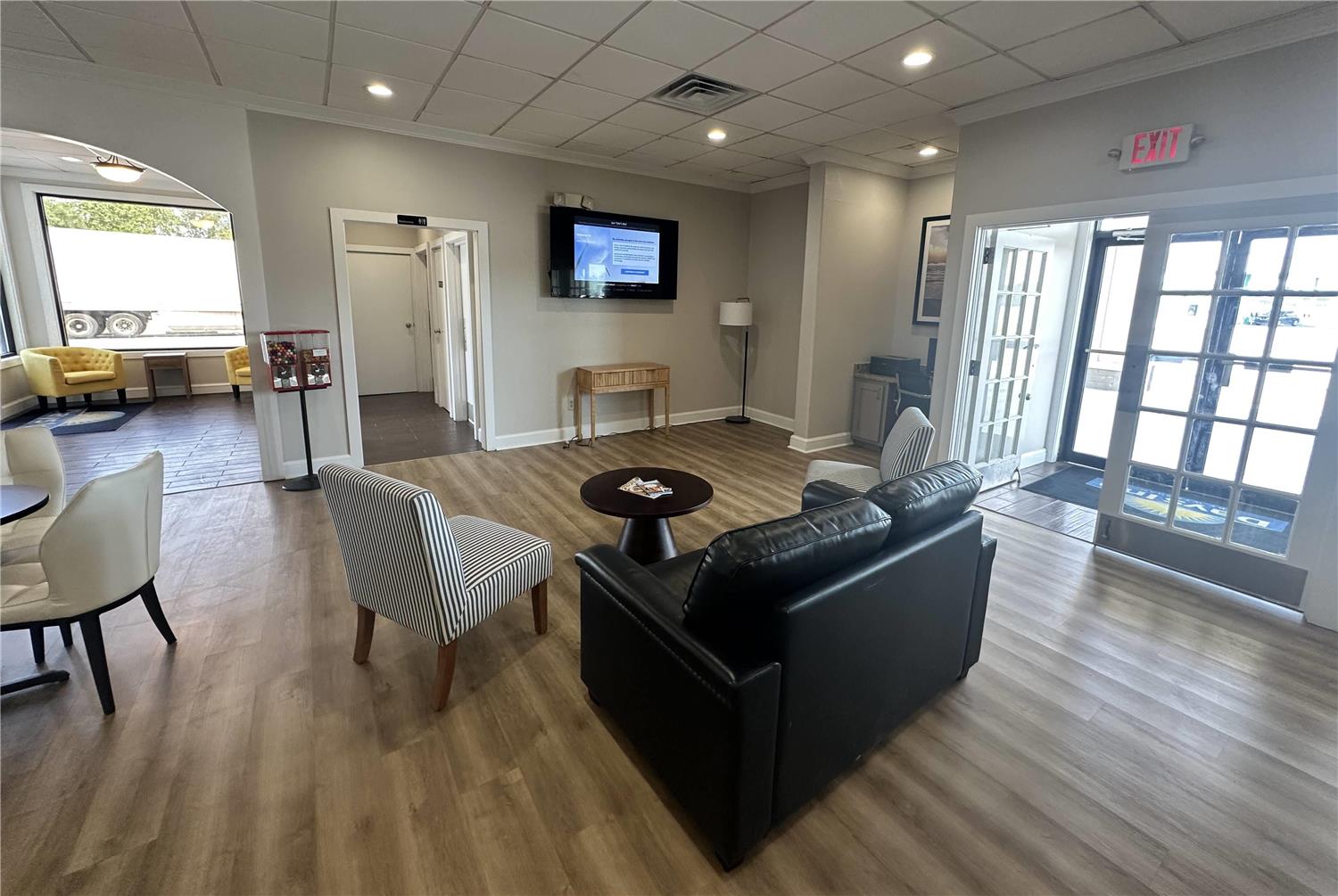 Days Inn by Wyndham Adel I-75 19/38