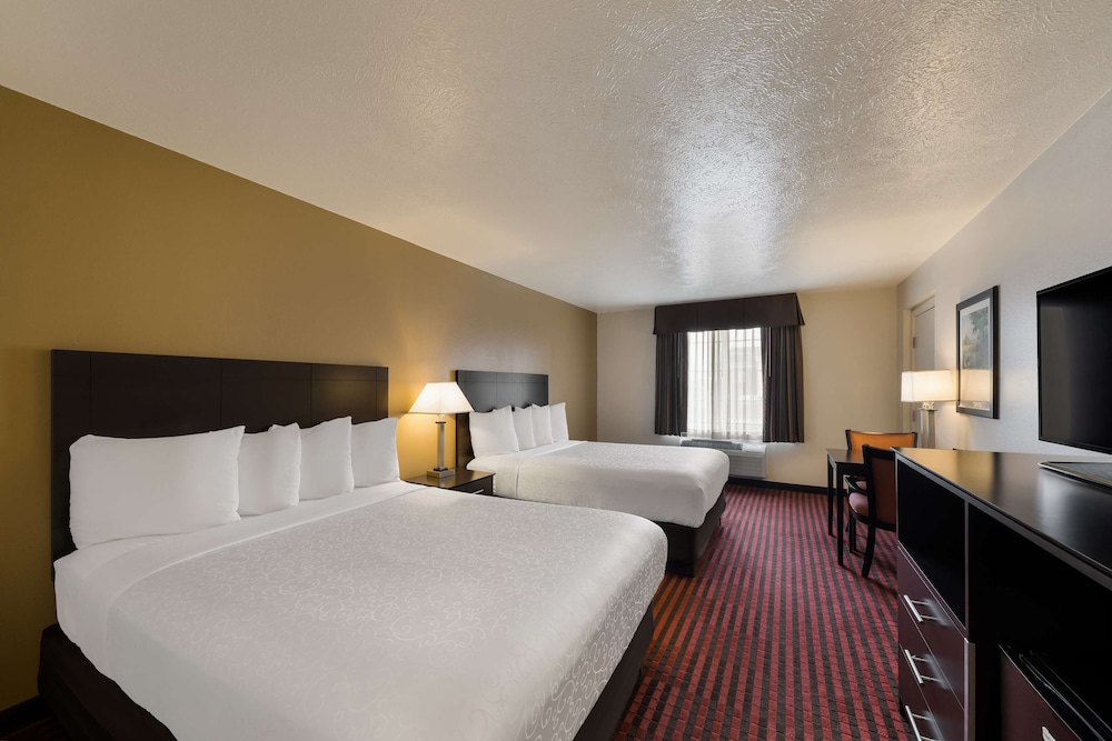 غرفة قياسية بسريرين كوين، Best Western Salinas Valley Inn & Suites 3/5