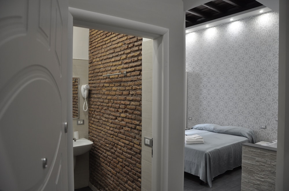 Imperial Suite 15/15