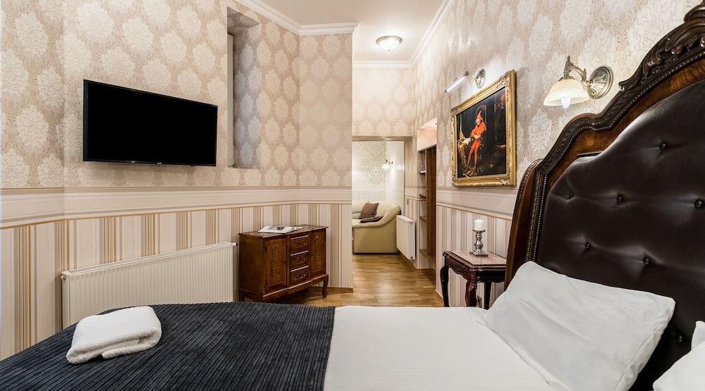 Exclusive Royal Apartments 20/34